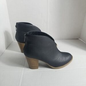 SERRA WOMEN'S HEELED BOOTS SIZE 7